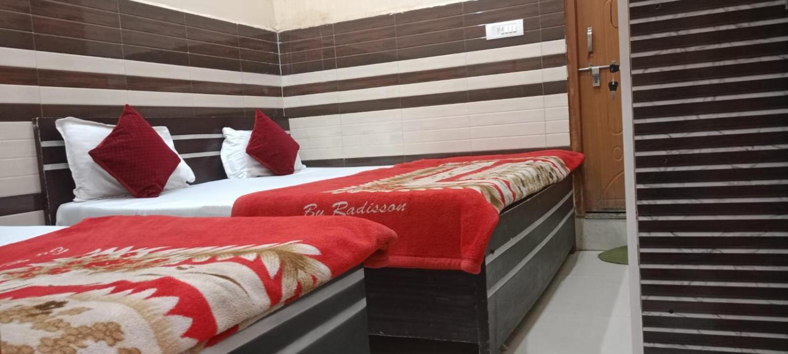 New Gaytri Place Near By Prem Mandir 1 *